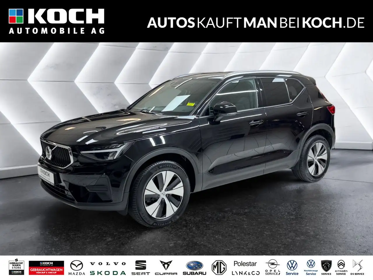 Volvo XC40 2025