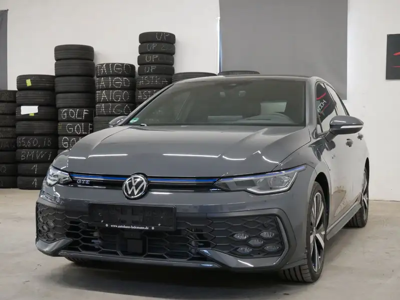 VW Golf 2025