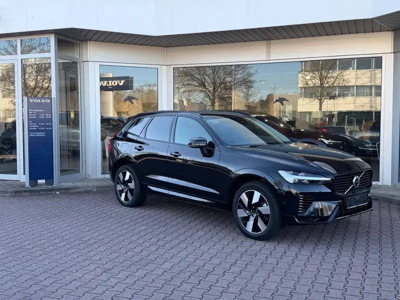 Volvo XC60 2025