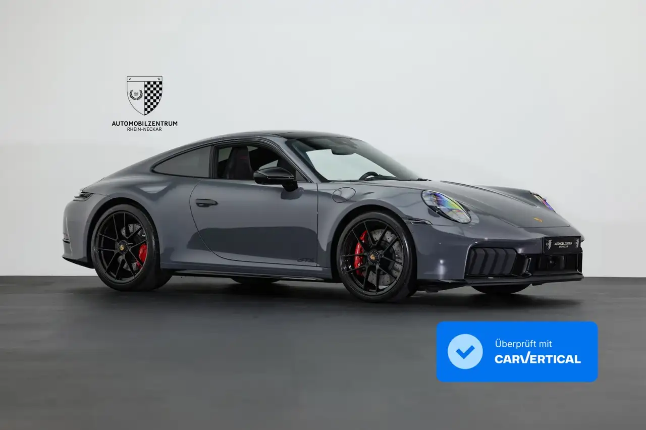 Porsche 911 2025