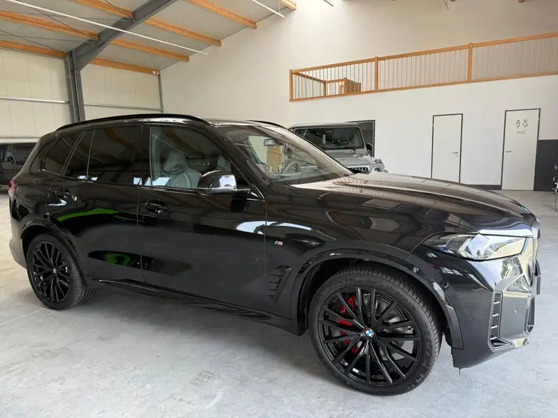 BMW X5 2025