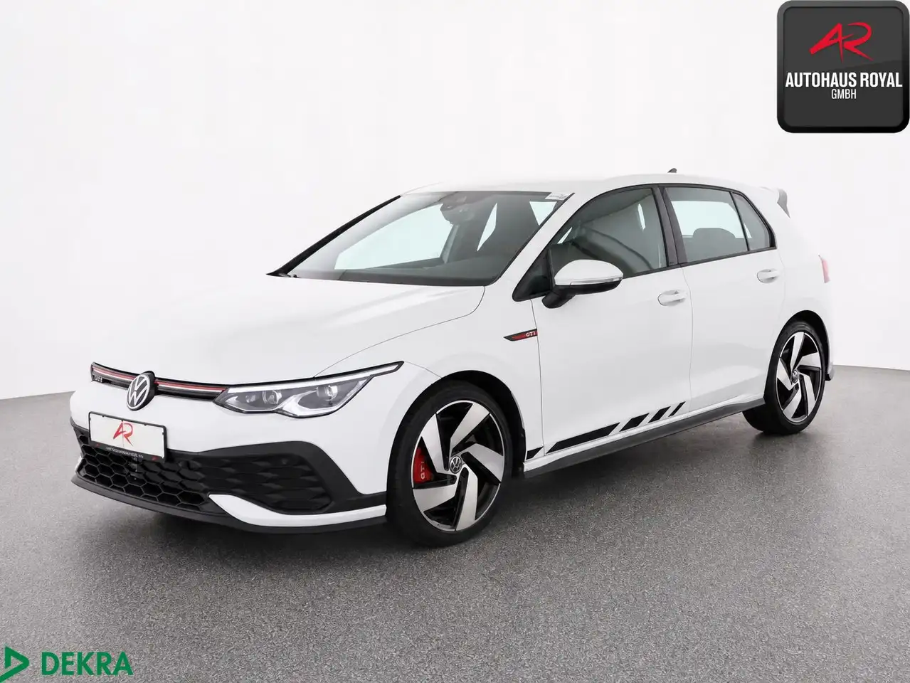 VW Golf 2023
