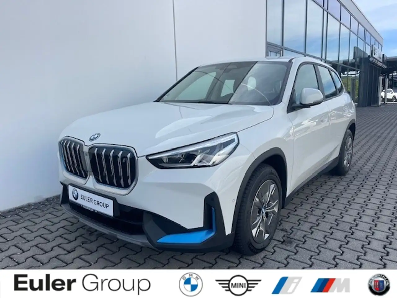 BMW iX1 2023