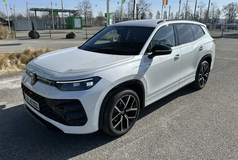 VW Tayron 2025