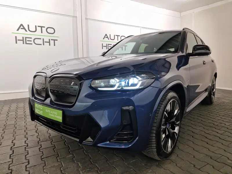 BMW iX3 2024