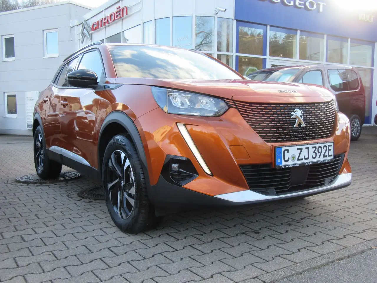 Peugeot e-2008 2022