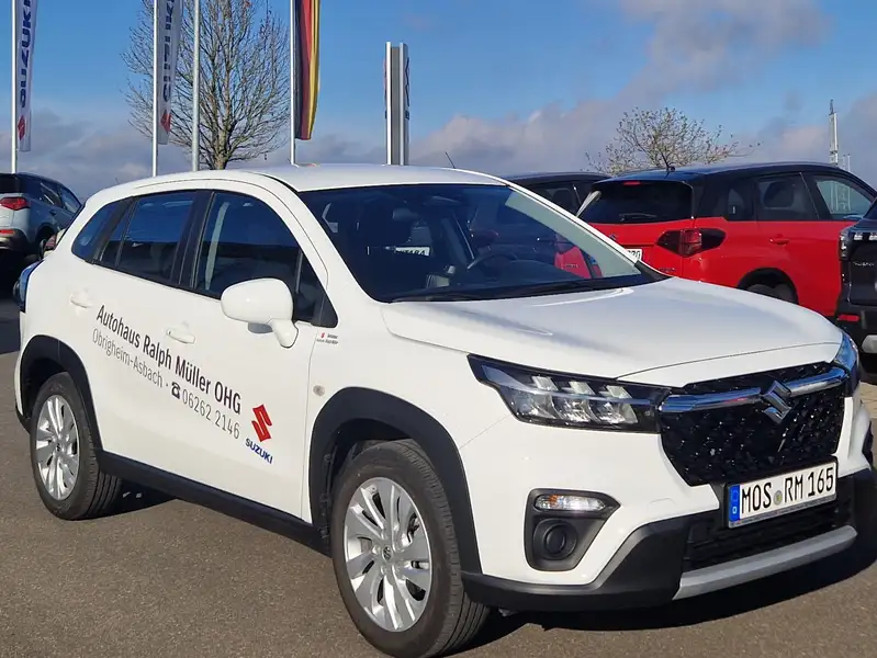 Suzuki S-Cross 2025