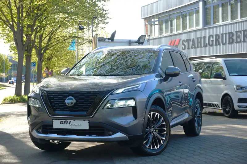 Nissan X-TRAIL 2025