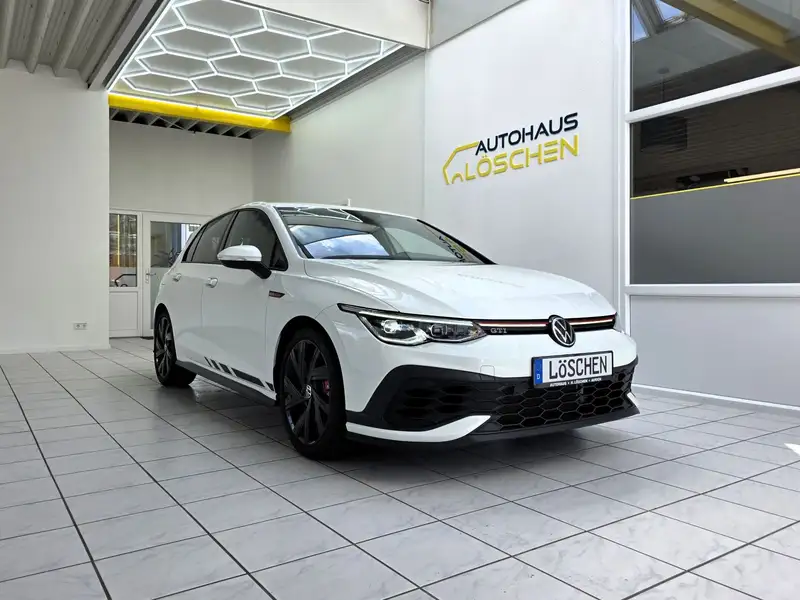 VW Golf 2022