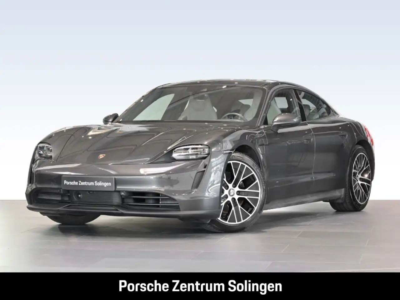 Porsche Taycan 2023