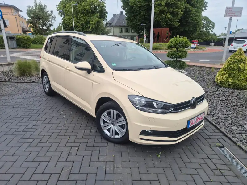 VW Touran 2025