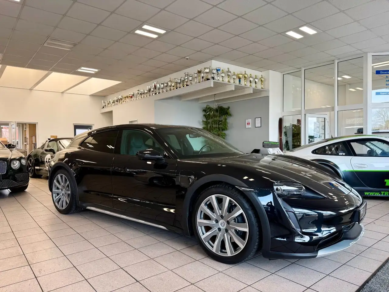 Porsche Taycan 2022