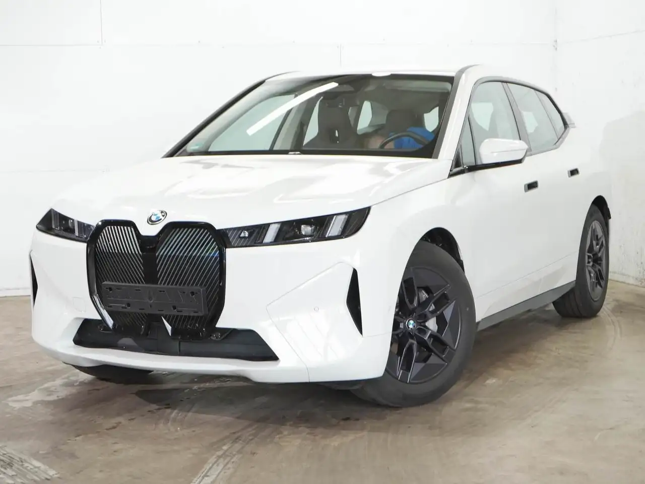BMW iX 2025
