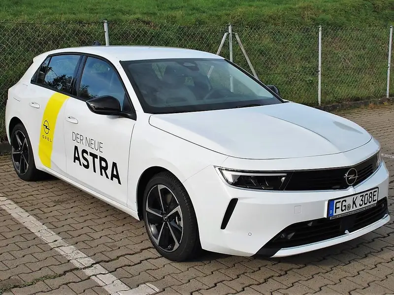 Opel Astra 2022
