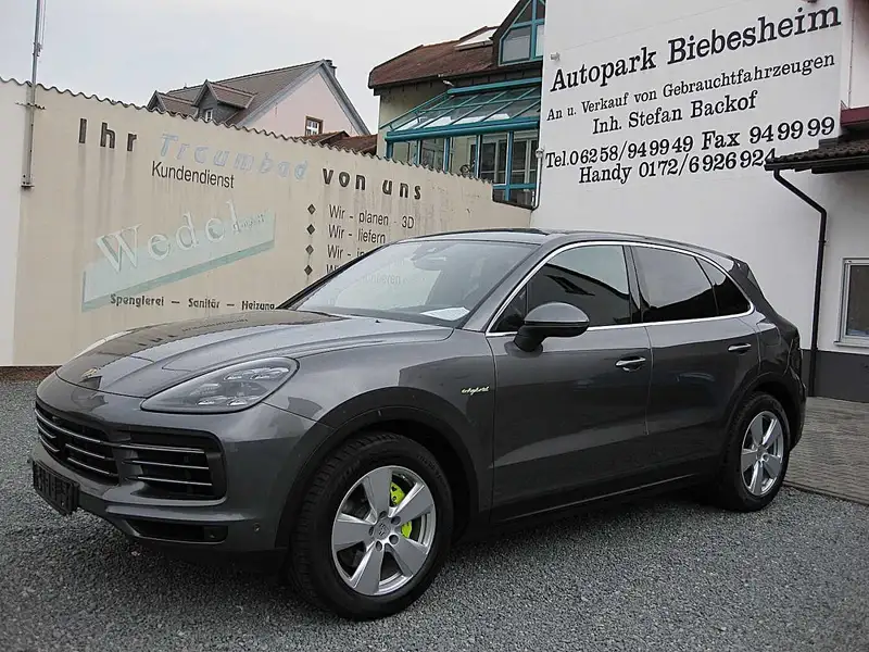 Porsche Cayenne 2022