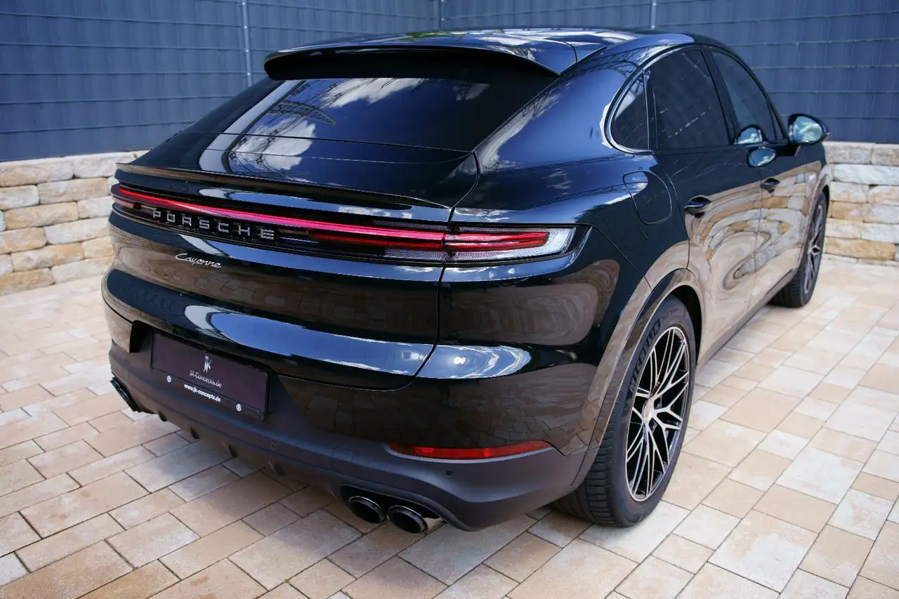 Porsche Cayenne 2025