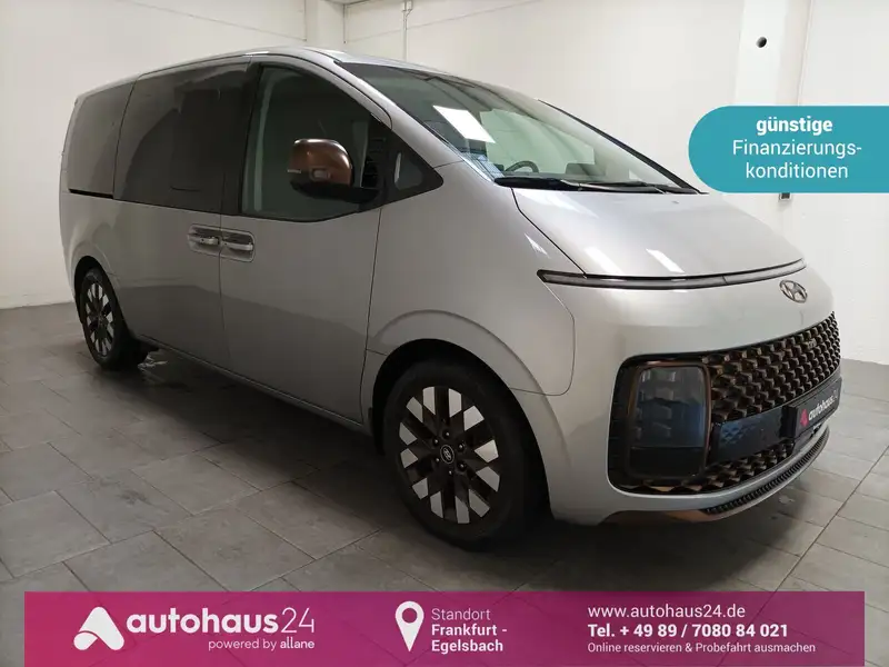 Hyundai Staria 2022