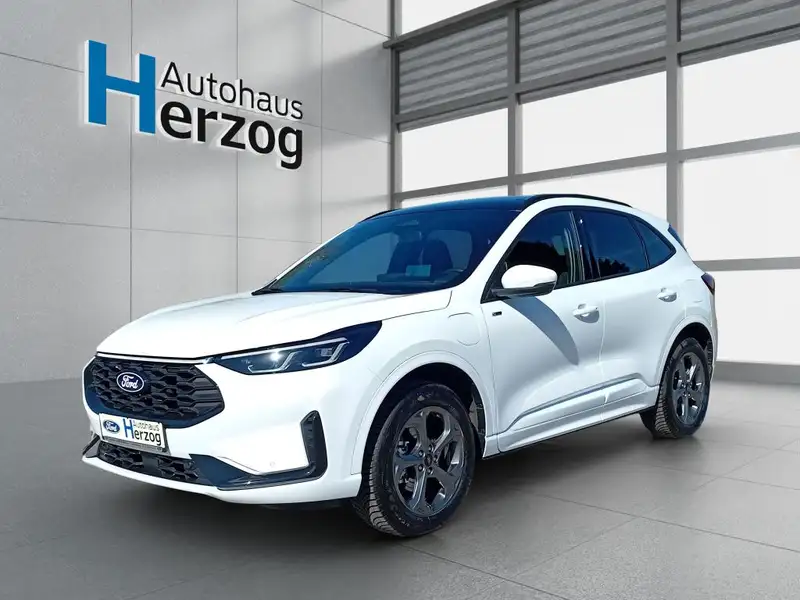 Ford Kuga 2025