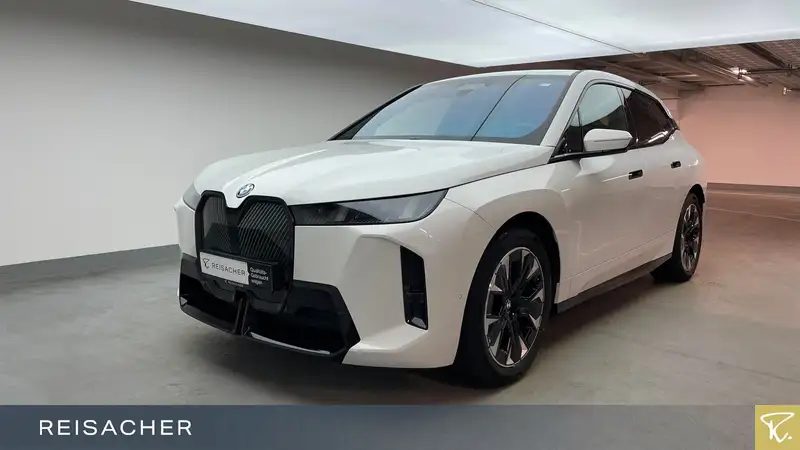 BMW iX 2025
