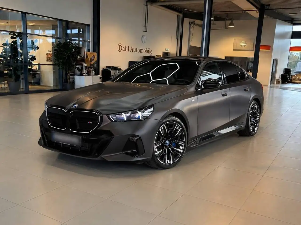 BMW i5 2023
