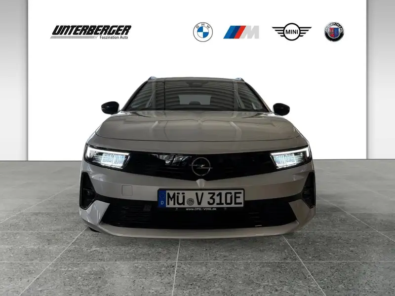 Opel Astra 2024