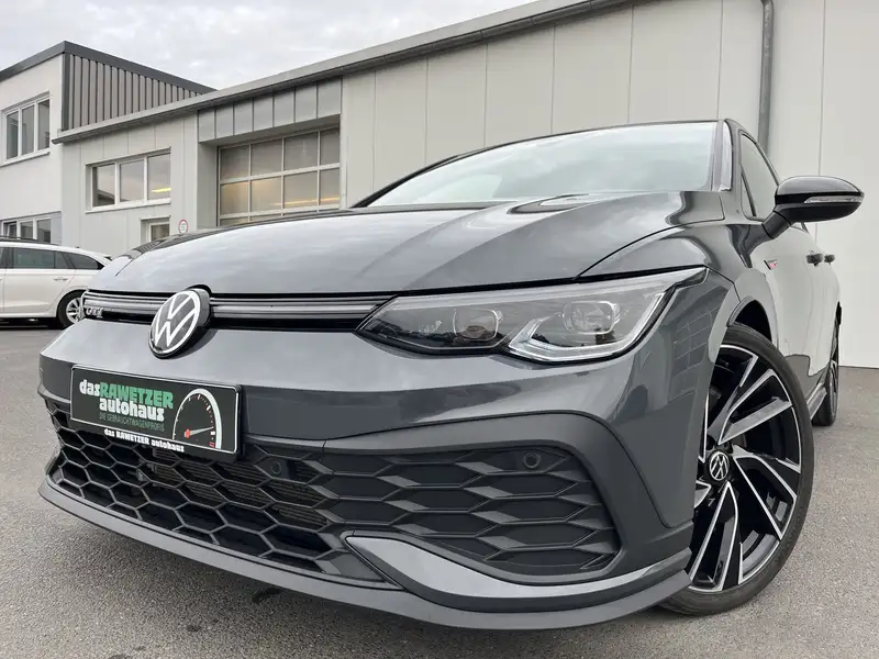 VW Golf 2022