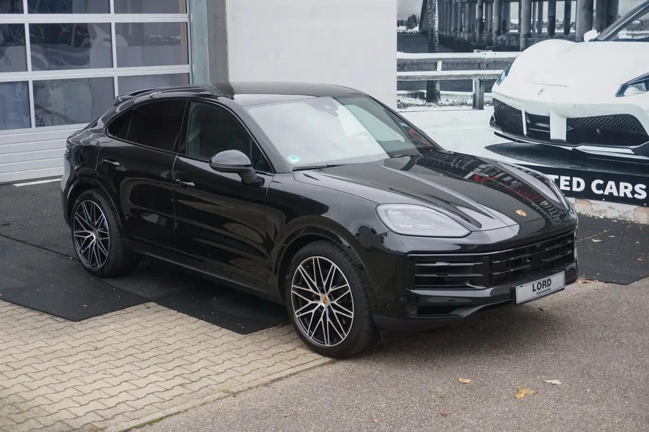 Porsche Cayenne 2025