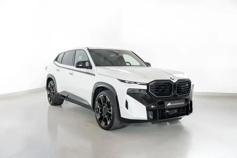 BMW XM 2024