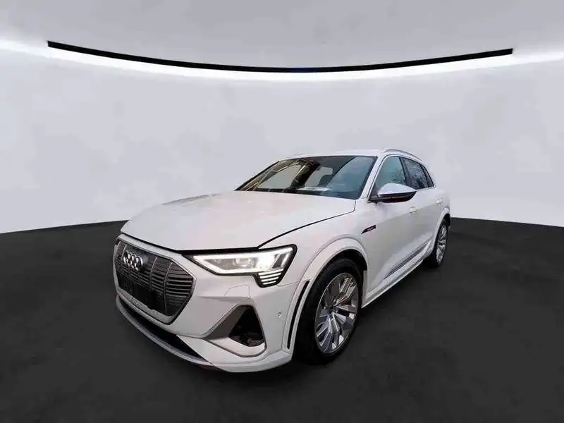 Audi e-tron 2022