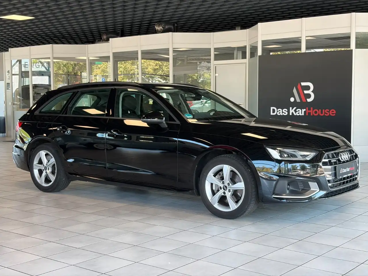 Audi A4 2023