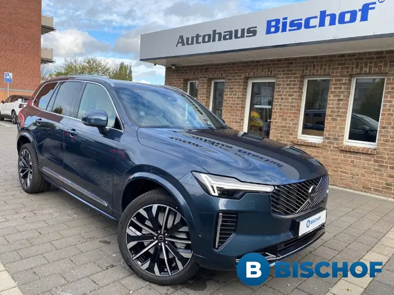 Volvo XC90 2025