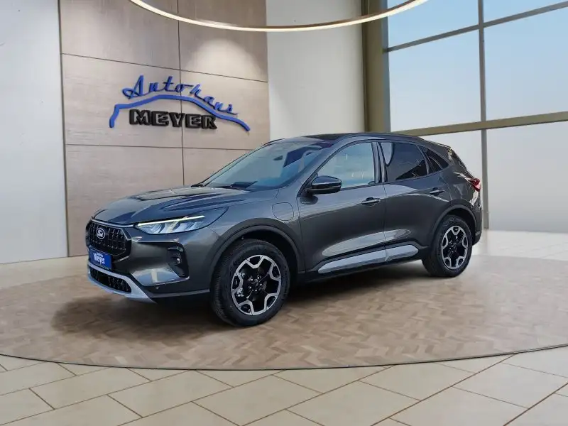 Ford Kuga 2025