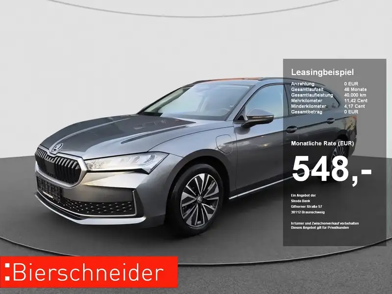 Skoda Superb 2025