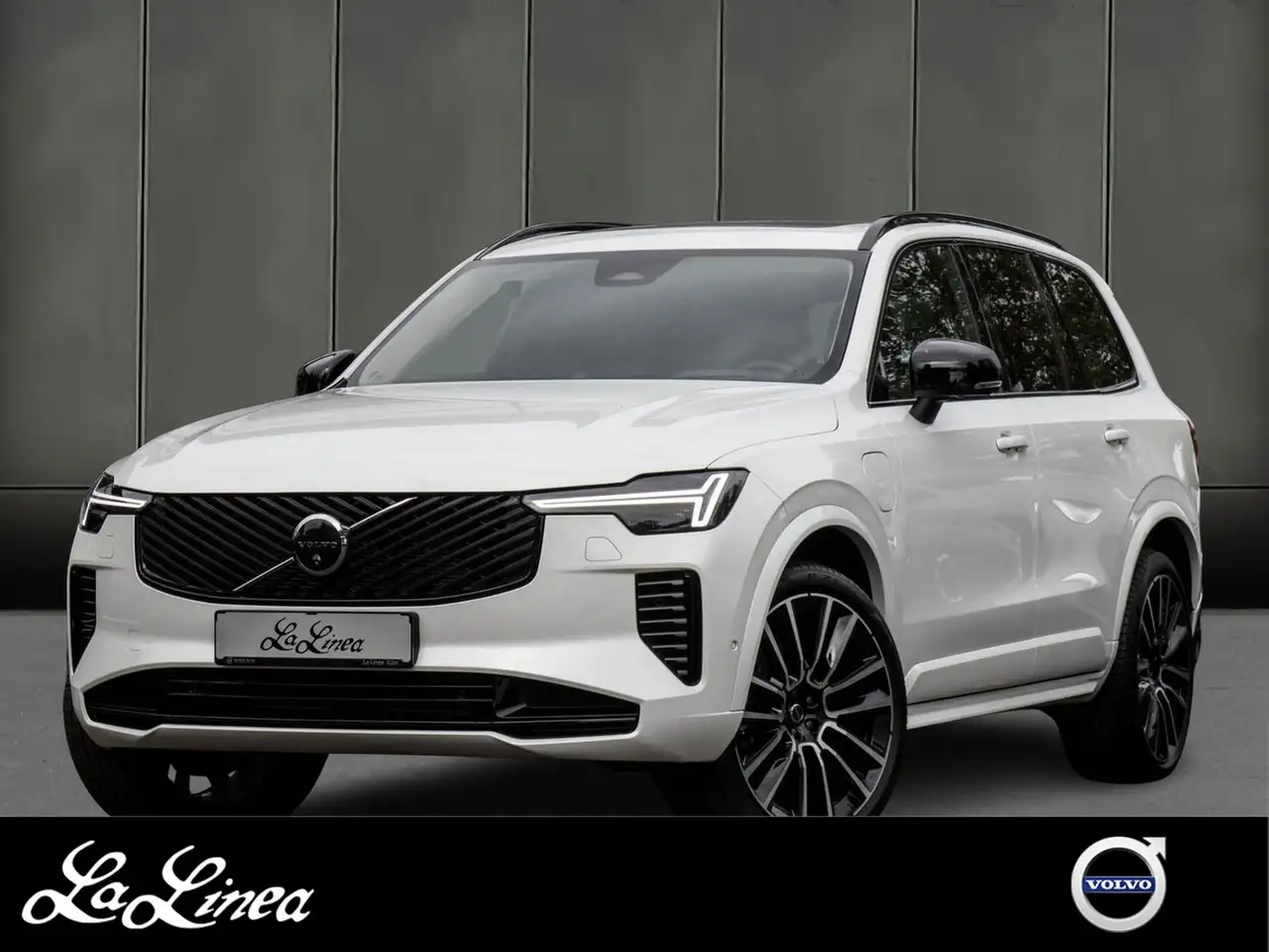 Volvo XC90 2025